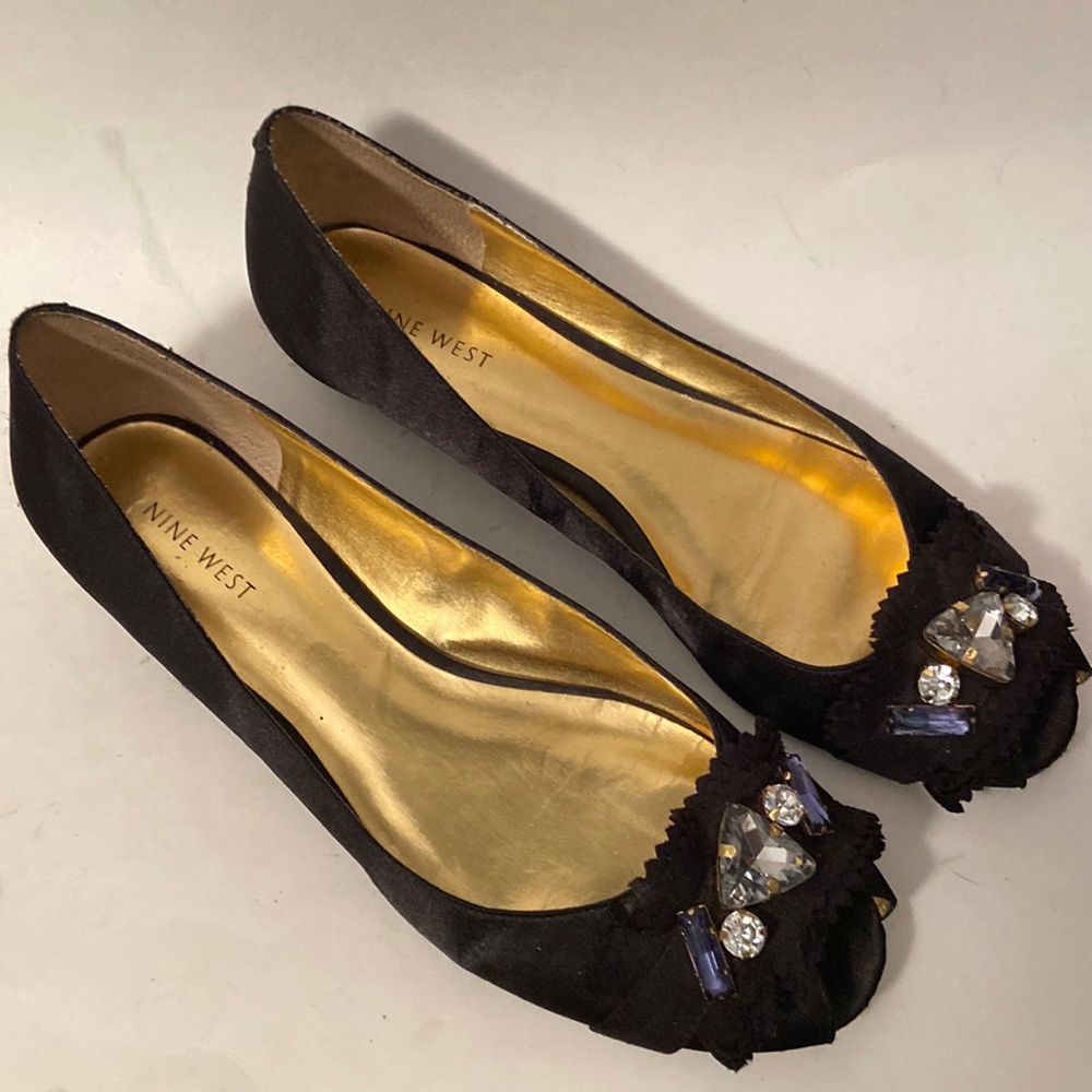 Nine West Tulla Mort Open Toe Jeweled Black Satin Fabric Flats sz 9 M